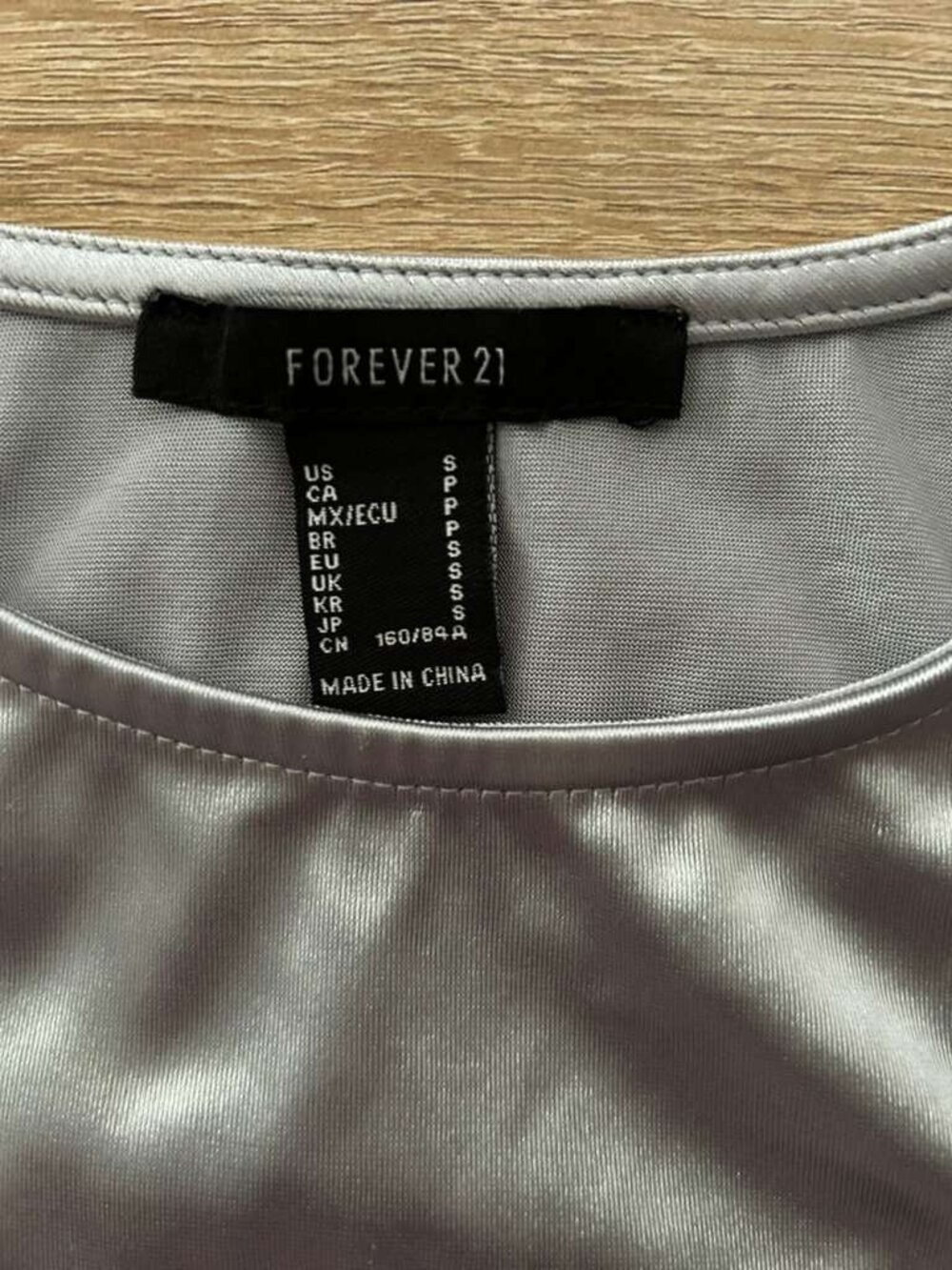 Y2K Silver Metallic Sleeveless Crop Top Party Club S - Picture 10 of 10